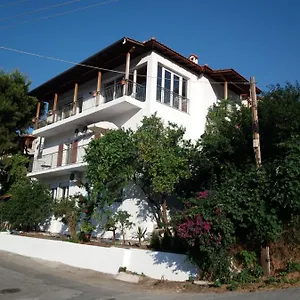 Aparthotel Koukounari Neos Marmaras