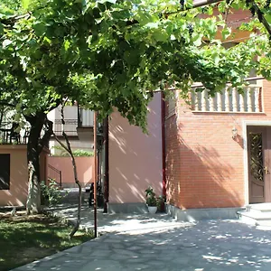 Emis Тбилиси